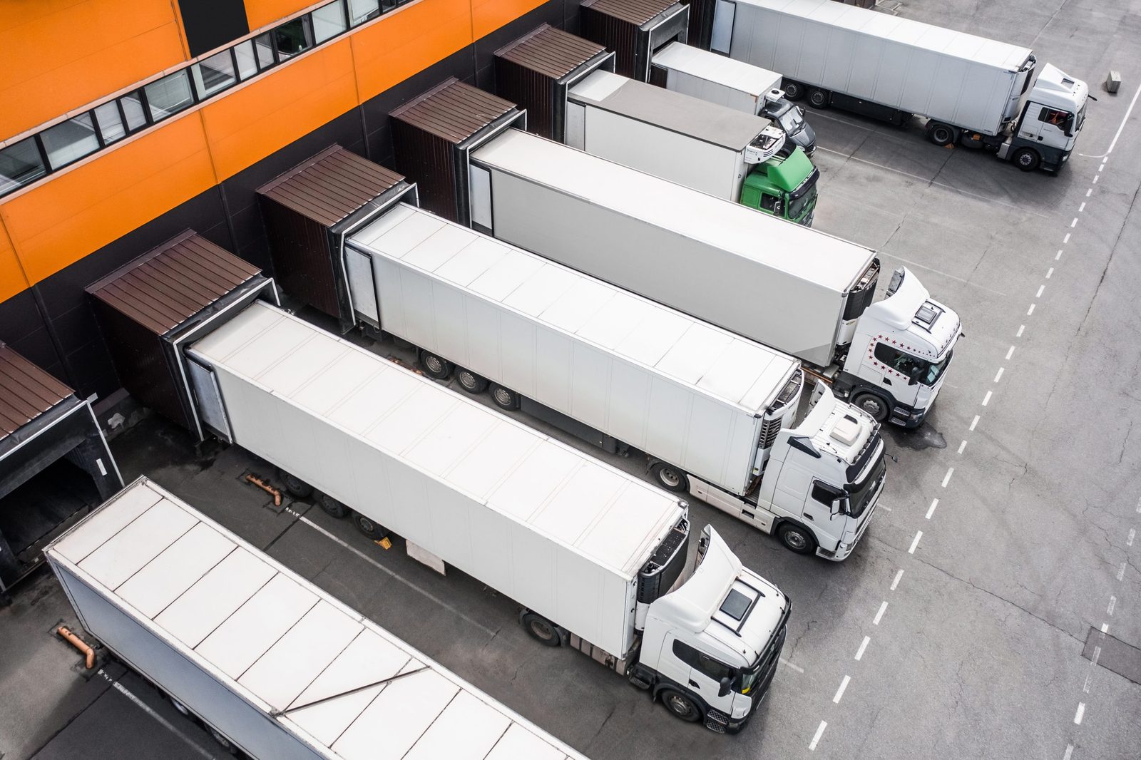 Trucks in a distribution hub